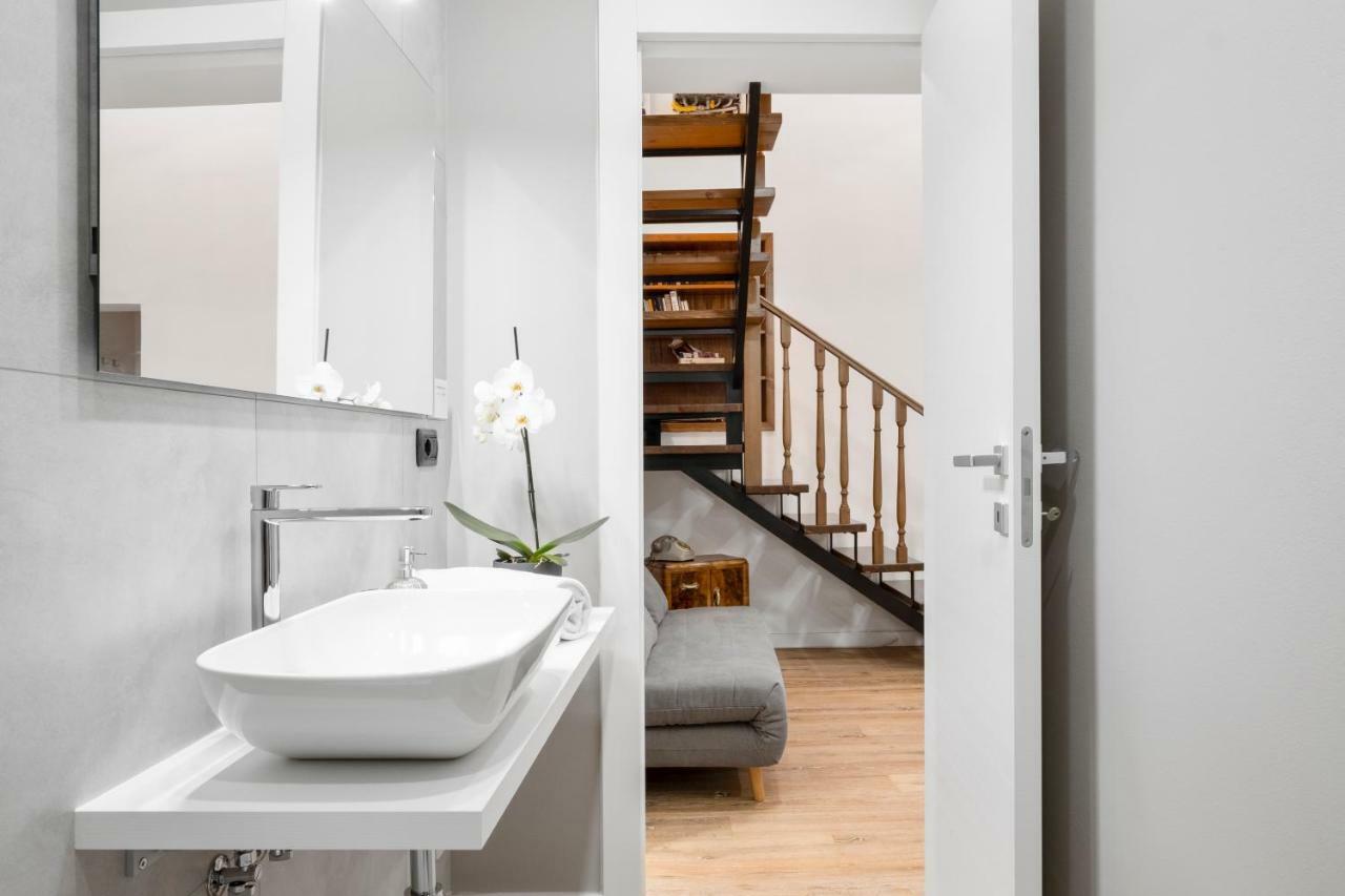 Duplex Luxurious Apt In The Heart Of 博洛尼亚 外观 照片